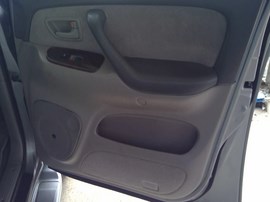 2002 TOYOTA SEQUOIA, SILVER, SR5 MODEL, AT ,2WD,   Z26308